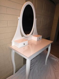 IKEA Desk/Vanity White *New