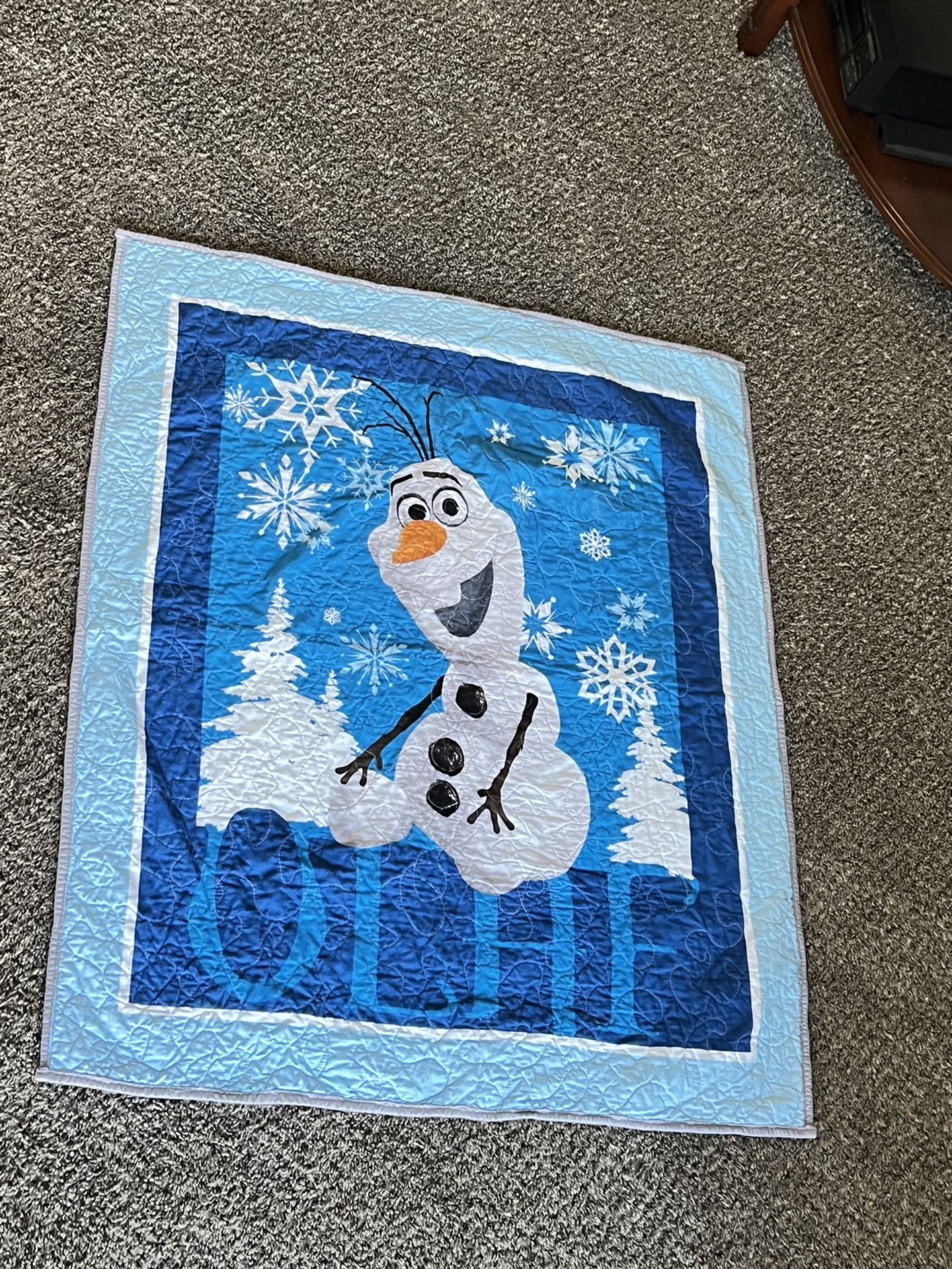 FROZEN OLAF baby or toddler Quilt Blanket