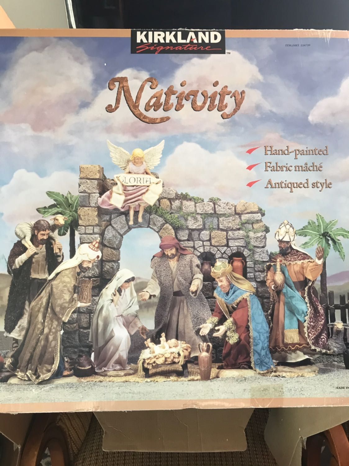 RARE 22-piece set Nativity (Creche De Noel) Costco Kirkland Signature