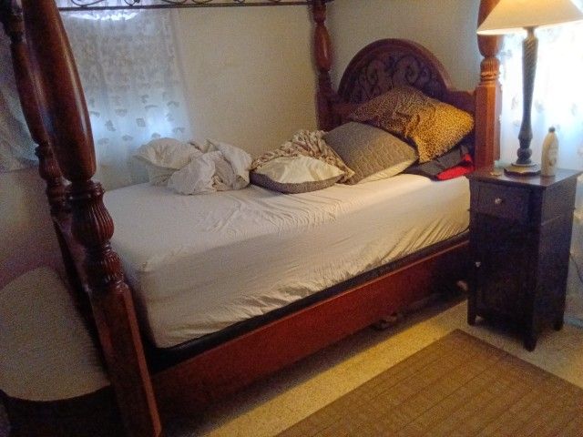 Bed Frame, ottoman, Nightstand, Mattress Set!