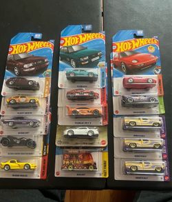 Hot wheels lot of 15