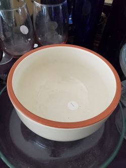 Glazed clay bowl