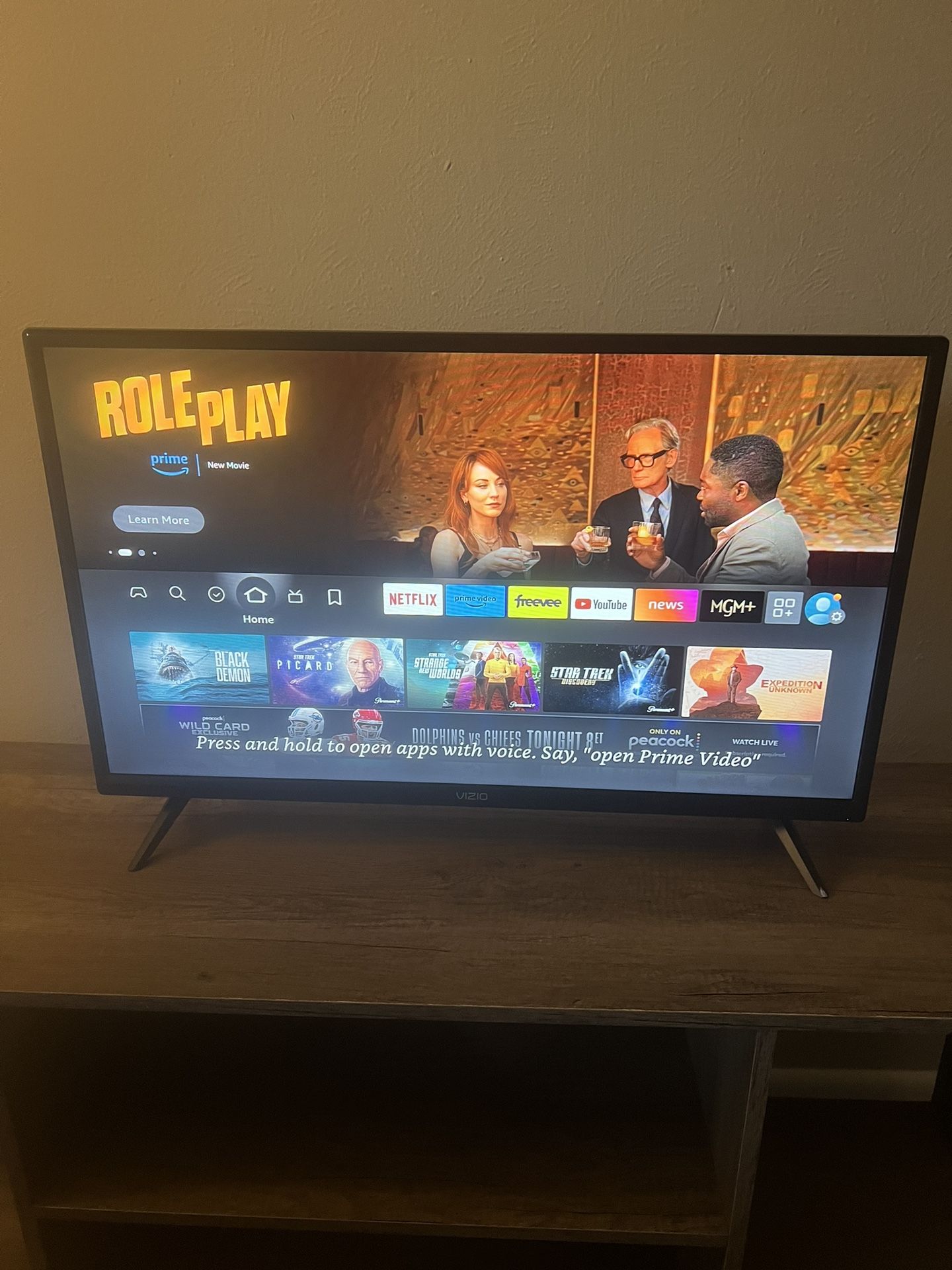 30” Vizio Smart Tv + Amazon Fire stick Combo