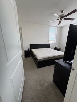 Juego de cama con colchón IKEA