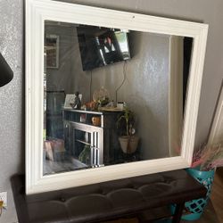 White Mirror