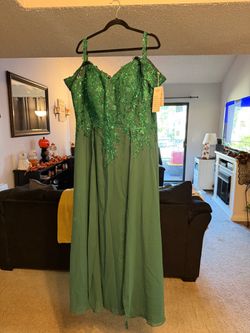 Green Sequin Lace Formal Gown with Tags