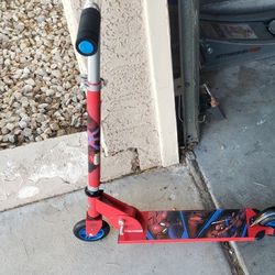 Kid's Huffy Spider-Man Scooter