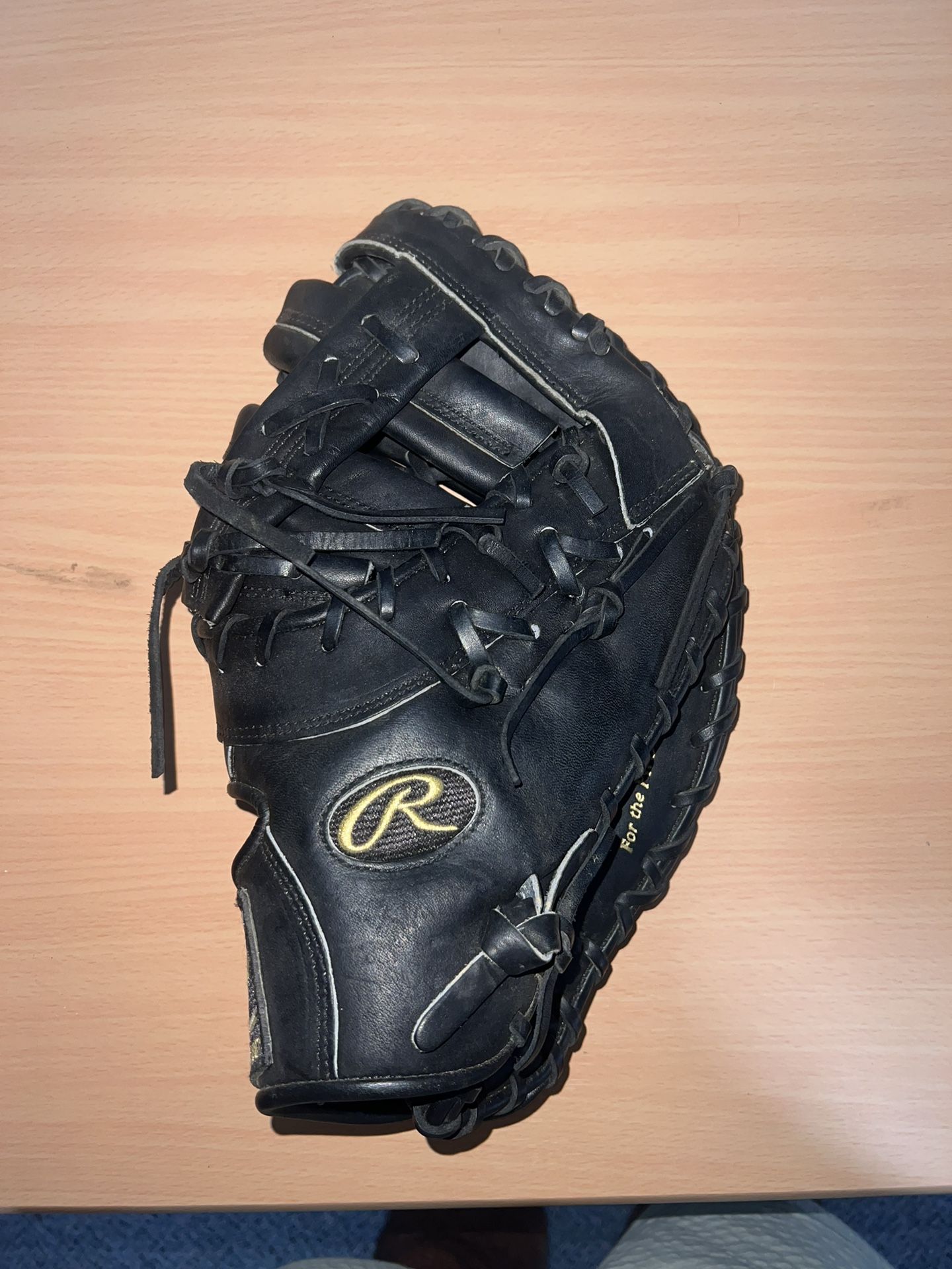 Rawling First Basemen’s Glove