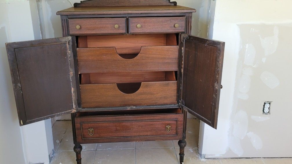 Antique Dresser Late 1800