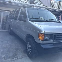 2007 Ford E-150