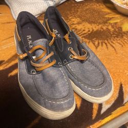 Kids Shoes Size 2