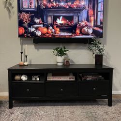 TV stand 