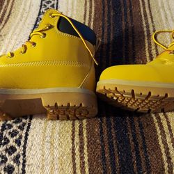 Yellow Boots, New,sz.11