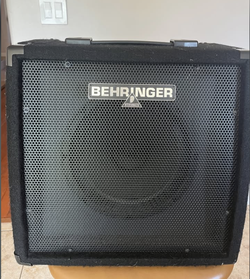 Behringer Ultratone K450FX 45W Guitar/Keyboard Amplifier