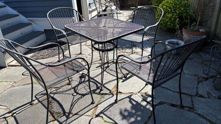 Patio table and 4 chairs
