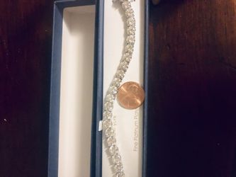 Diamond bracelet perfect for Christmas