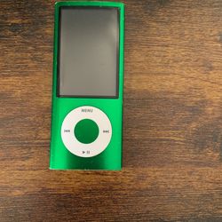 Green iPod works fine nothing wrong with it