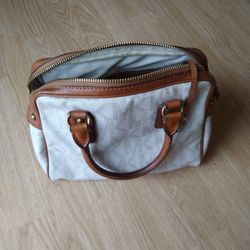 Michael Kors Leather Handbag