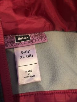 REI kids jacket size 18 (xl)