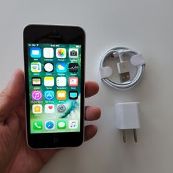 iPhone 5 - GSM UNLOCKED - Like New