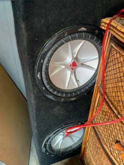 2     10 inch kickers and amp