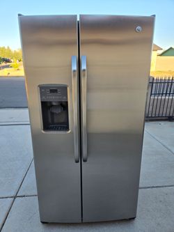 Refrigerator GE Stainless Steel