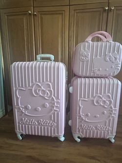 Hello kitty Suitcase Hard sided Luggage  3 piece