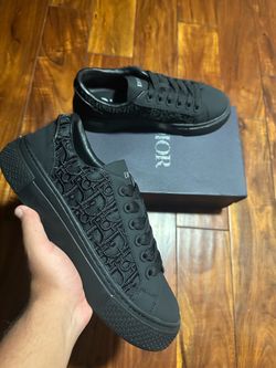 Dior B33