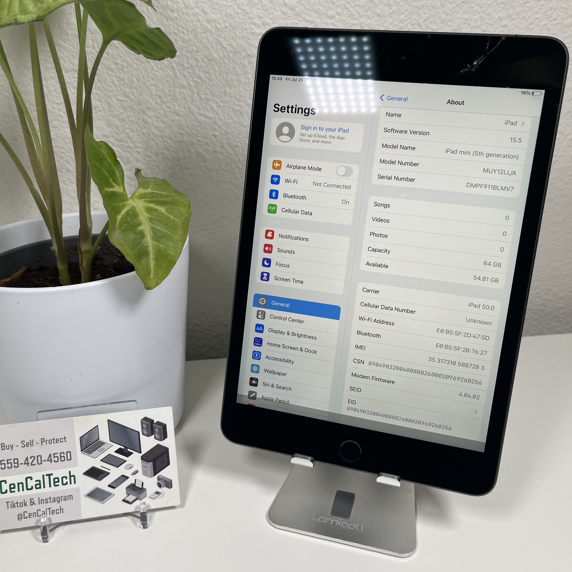iPad Mini 5th Gen 64gb Unlocked 93% 🔋 Health. Screen crack and LCD Damage