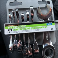 New Stubby Ratcheting Wrench Set 7 Piece