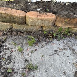 Free Landscaping Stones / Bricks /Pavers