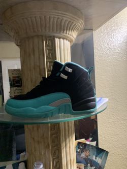 Air Jordan 12 Hyper Jade Size 6.5