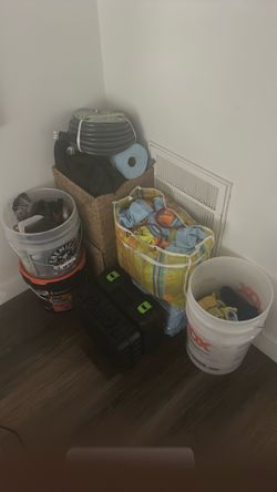 Detailing supplies