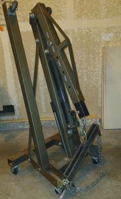 PITTSBURG 2000 lb. Capacity  Shop Crane Engine Hoist