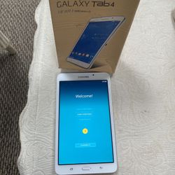 Samsung Galaxy Tab 4 8 GB Tablet