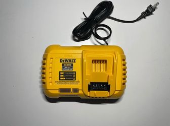 Dewalt 20v and Flexvolt Fan Cooled Rapid Charger READ DESCRIPTION