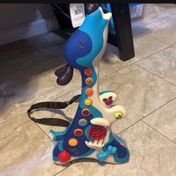 B. toys Interactive Dog Guitar - Woofer