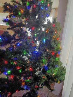 NEW PRELIT 7FT CHRISTMAS TREE YELLOW AND COLOR COMBO