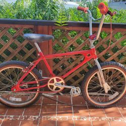 1980 FS350 Complete Looptail Bmx