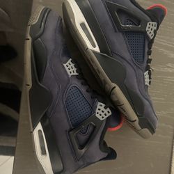 Used Jordan 4 winterized size 9.5