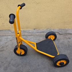Lakeshore 3-Wheel Kids Metal Scooter Heavy Duty Perfect for Daycare