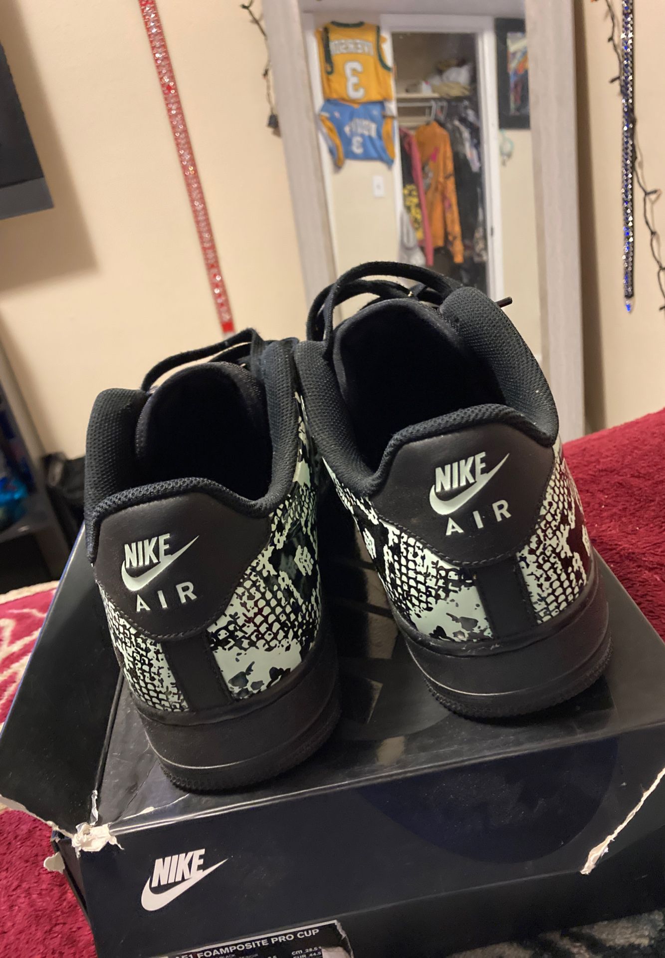 Snakeskins