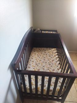 crib with changed