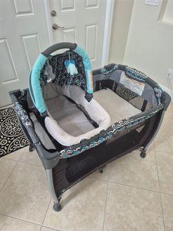 Baby crib