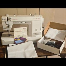 Pfaff GRAND quilting sewing machine