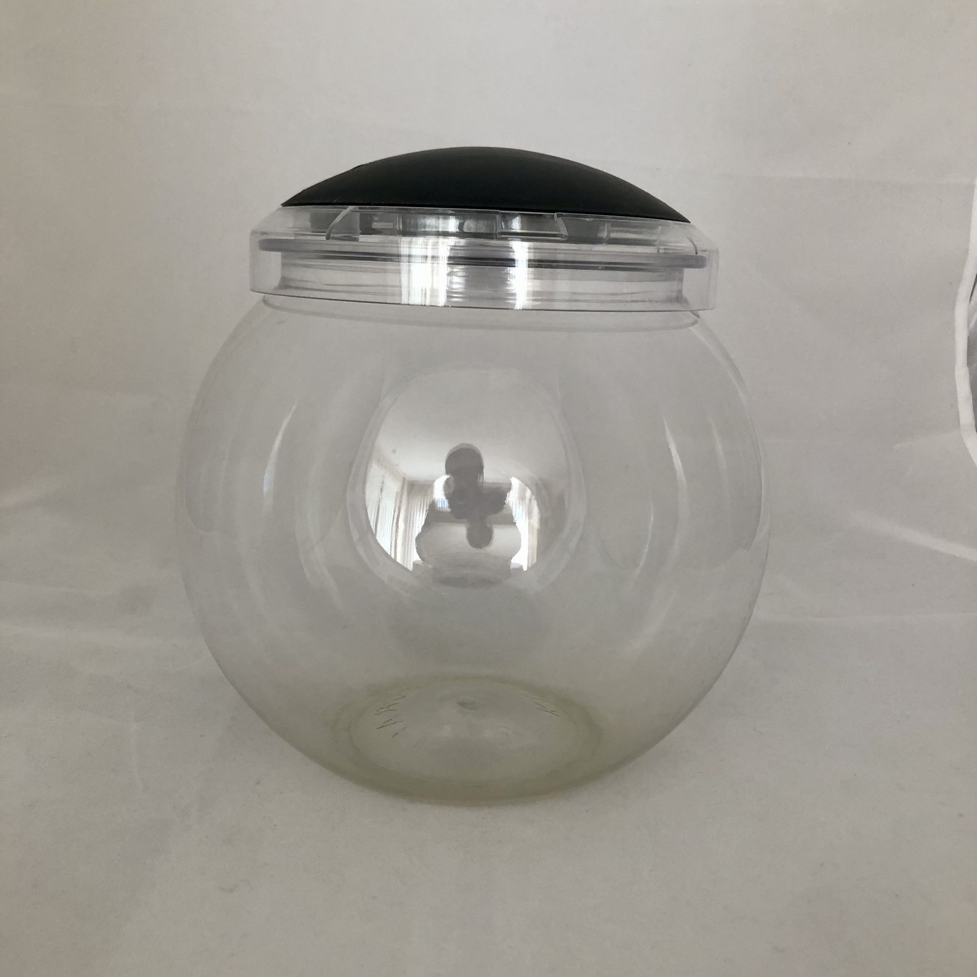 Aqua Culture 1-Gallon Globe Fish Bowl with LED Light