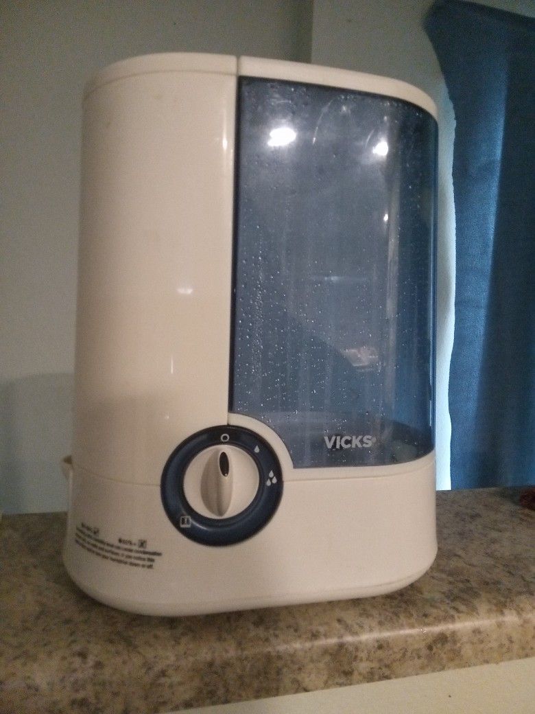 Vics Humidifier