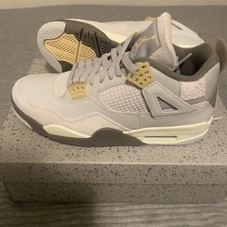 Jordan 4 Craft Photon Dust