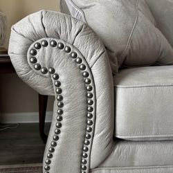 LIKE NEW Gray Raymour and Flanigan Kelani Couch