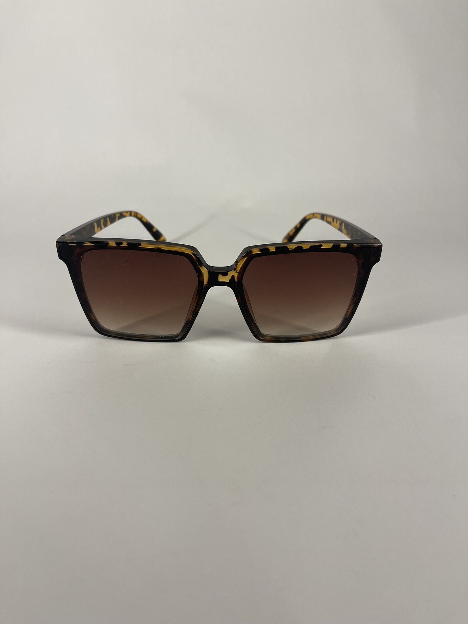 Tortoise Shell Square Sunglasses